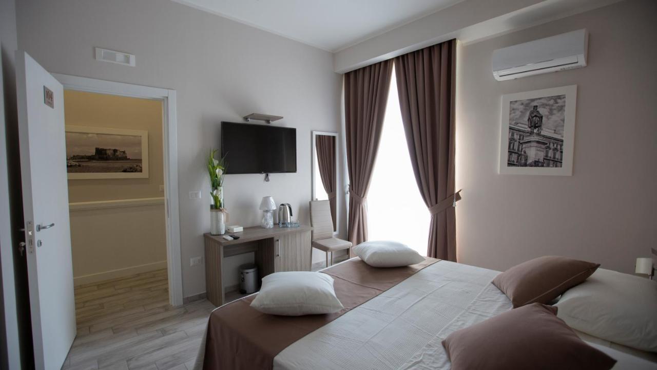 B&B Napoli Centrale N 74 Buitenkant foto