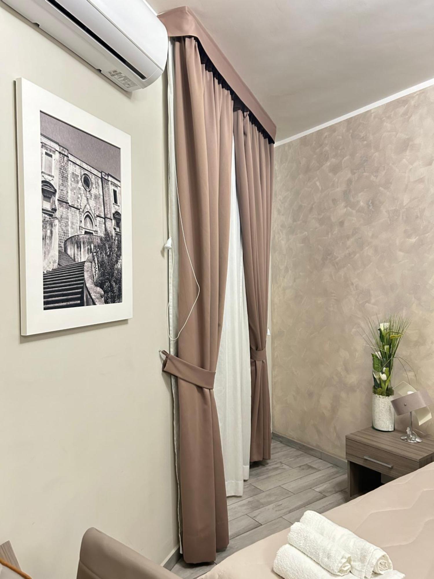 B&B Napoli Centrale N 74 Buitenkant foto