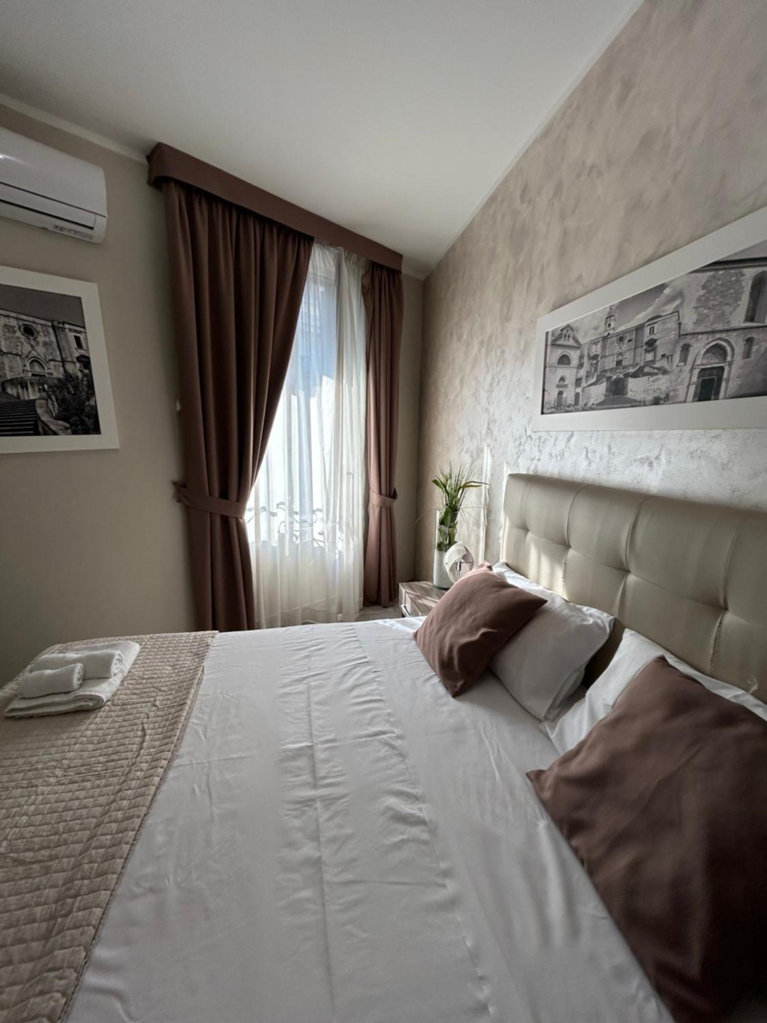 B&B Napoli Centrale N 74 Buitenkant foto
