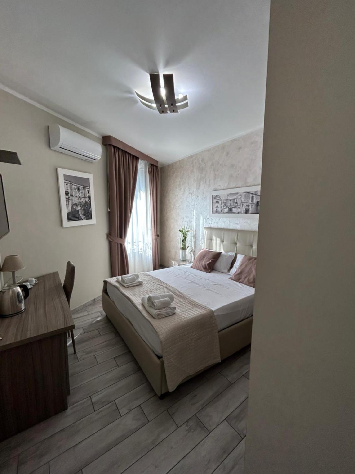 B&B Napoli Centrale N 74 Buitenkant foto