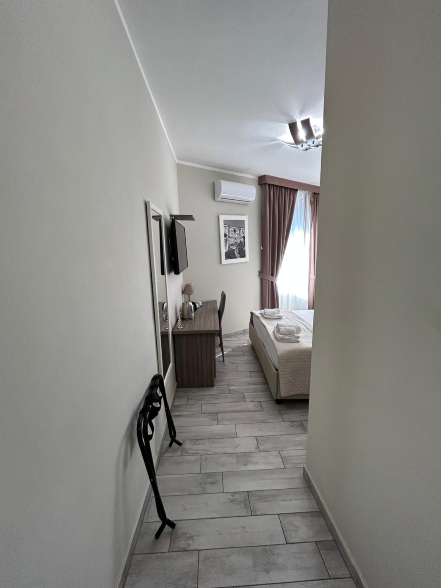 B&B Napoli Centrale N 74 Buitenkant foto