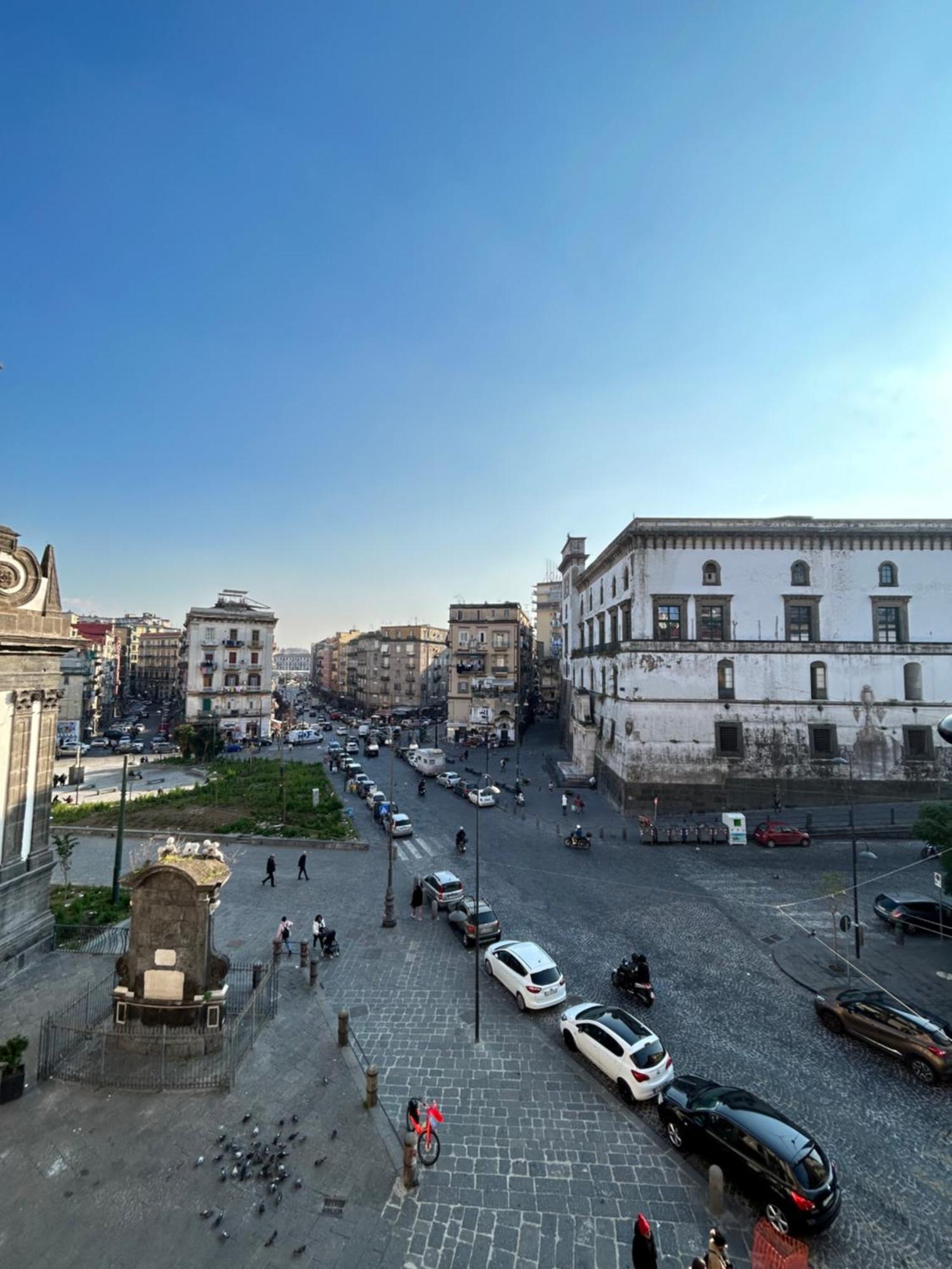 B&B Napoli Centrale N 74 Buitenkant foto